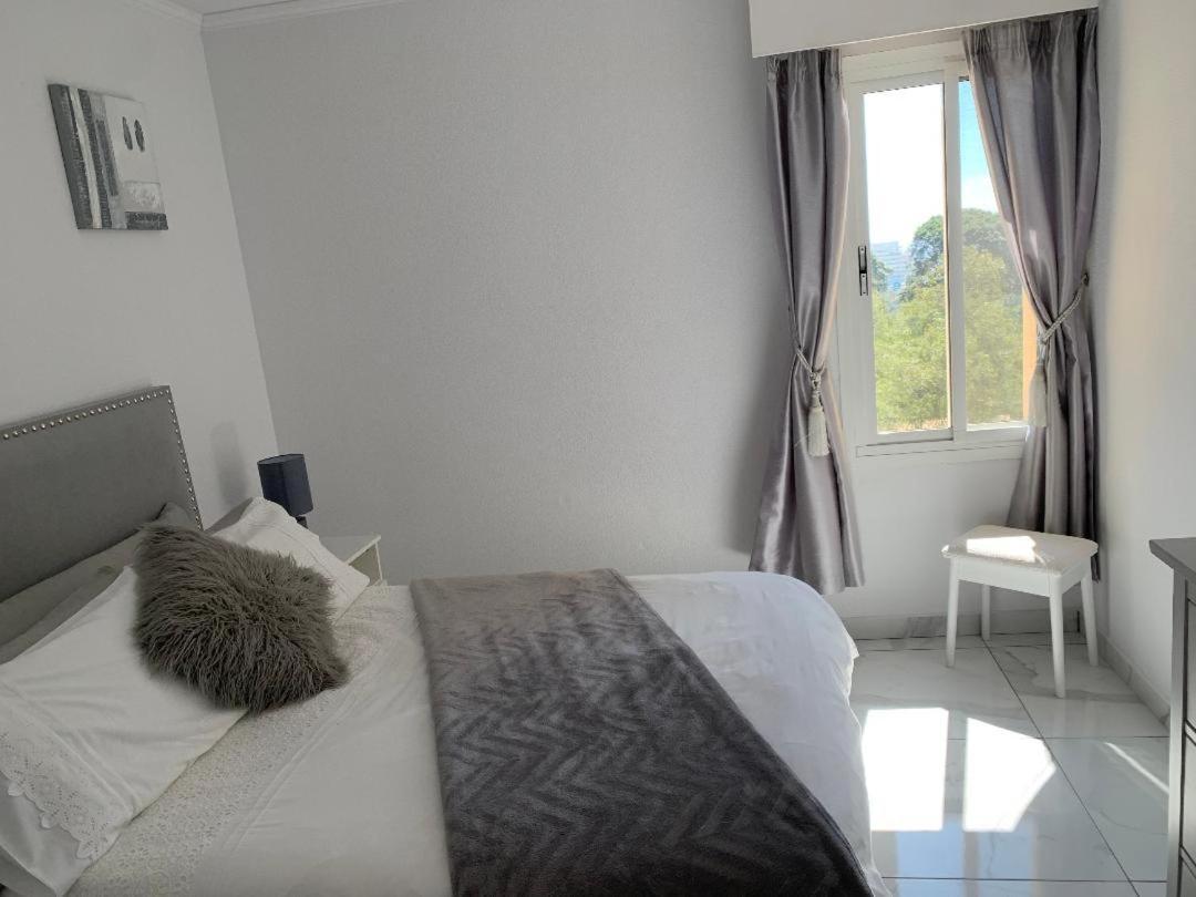 Lemon Tree Apartment ベナルマデナ エクステリア 写真